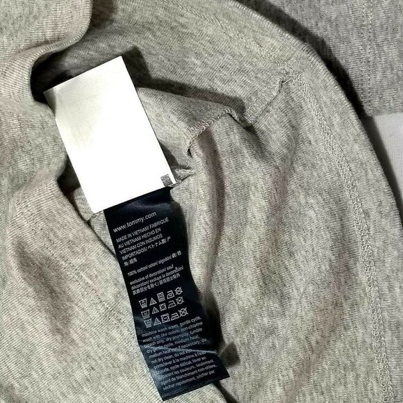 Tommy Hilfiger Women's T-Shirt Long Sleeve Solid - Picture 4 of 4